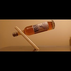 Wine balancer / bottle balancer